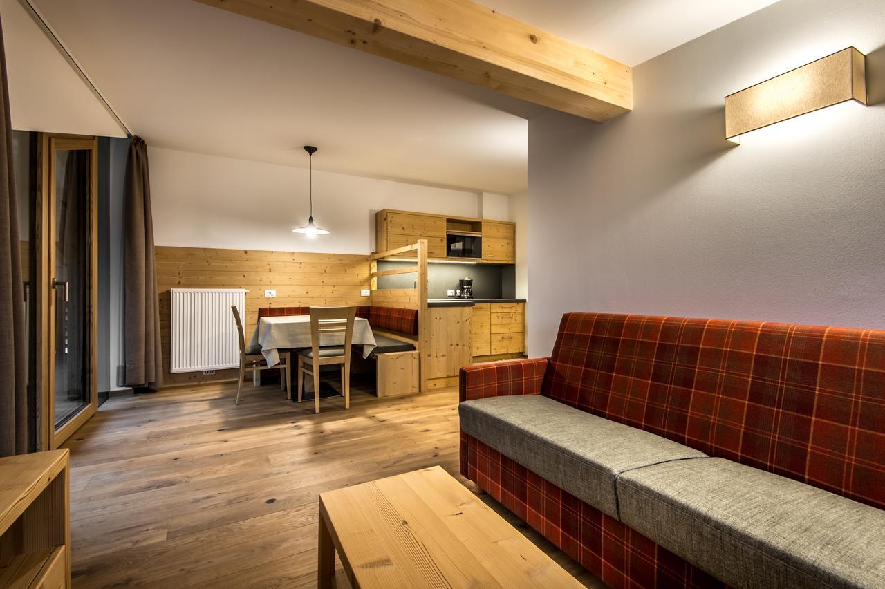 Garni Larix Hotel Colfosco Ngoại thất bức ảnh